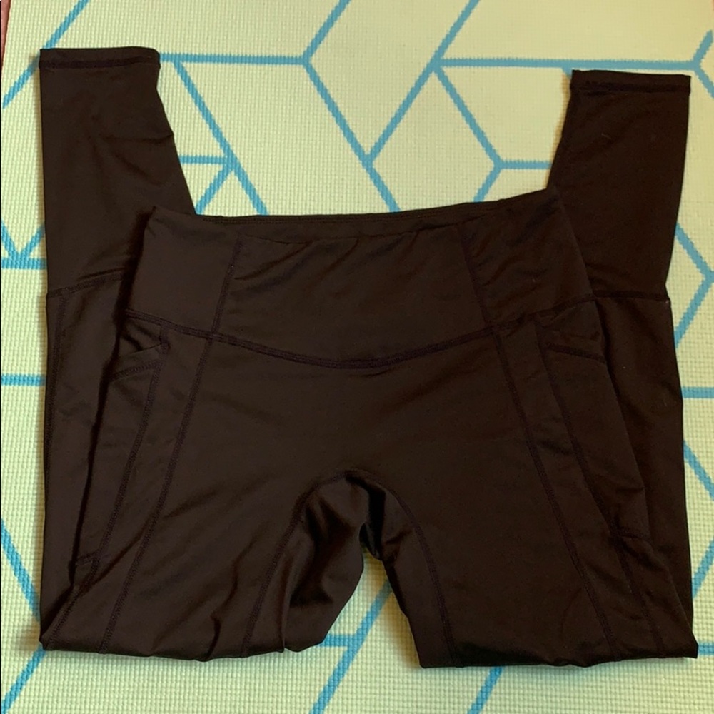 Black for fitting workout leggings